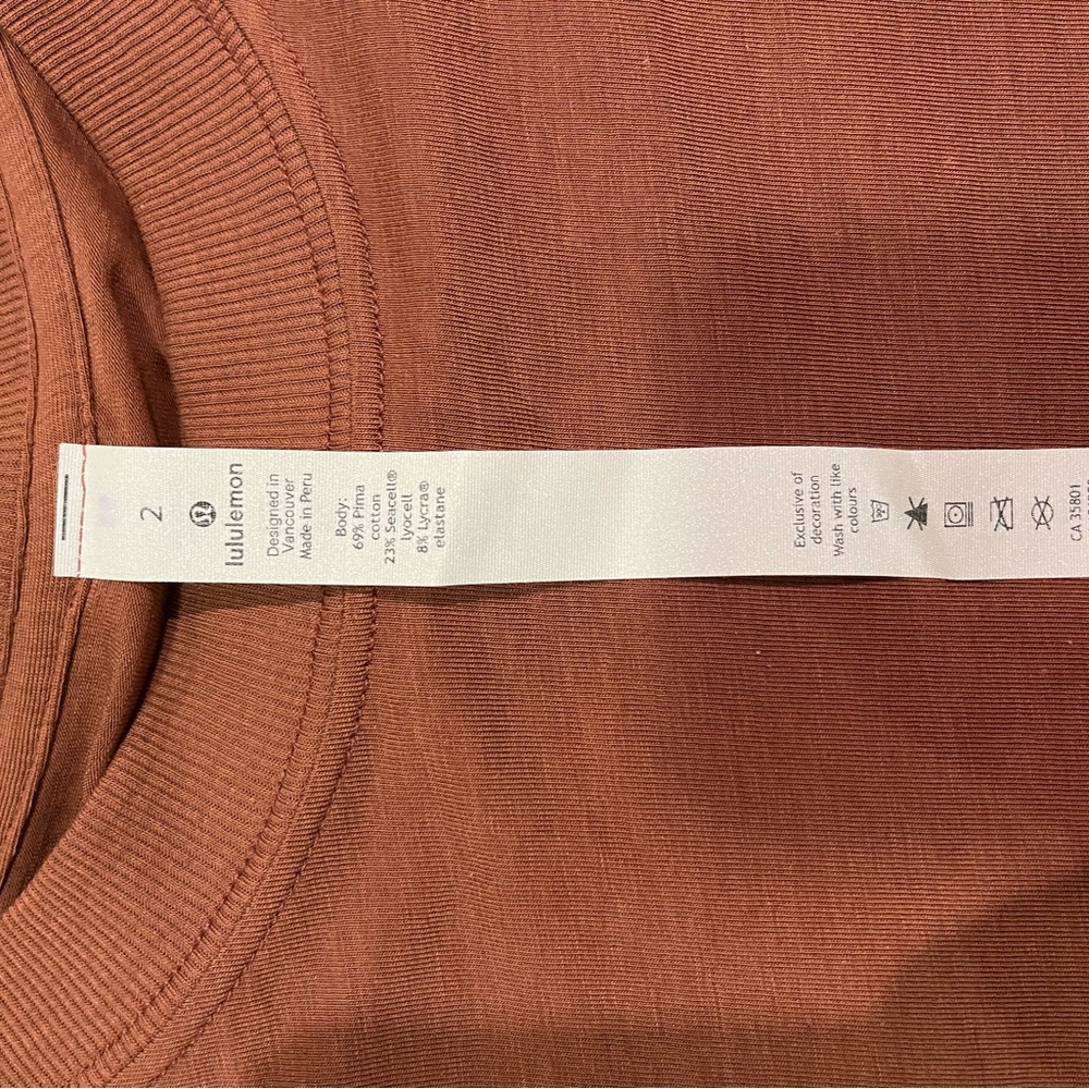Size 2 tee - Picture 3 of 3
